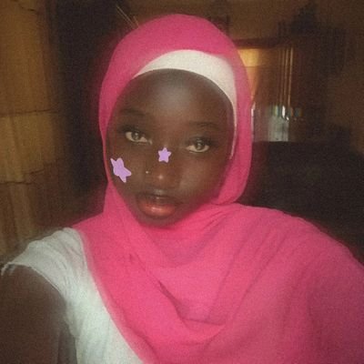The bravest heart is the one that stays close to Allah even when it's in pain|| A tired Gambian 🇬🇲|| B@rca 💙❤️||
Allahuma inni as'aluka husnal khatimah 🤲