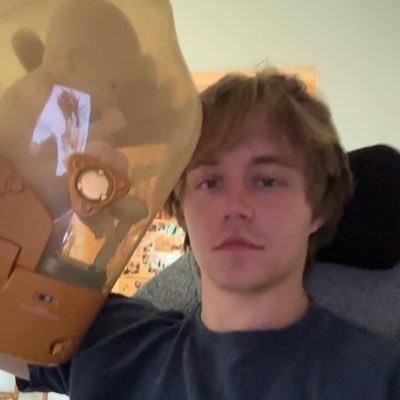 Alek Profile