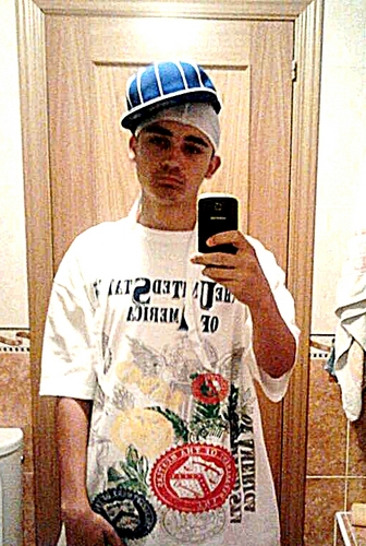 CosmySF's profile picture. FollowMeBack ;)