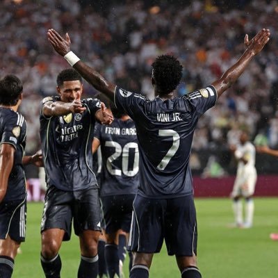 @SaoPauloFC 𝔗𝔲 𝔢̀𝔰 𝔣𝔬𝔯𝔗𝔢, 𝔱𝔲 𝔢̀𝔰 𝔤𝔯𝔞𝔫𝔡𝔢 @realmadrid 𝔥𝔦𝔰𝔱𝔬𝔯𝔦𝔞 𝔭𝔬𝔯 𝔥𝔞𝔠𝔢𝔯 🏀@nuggets