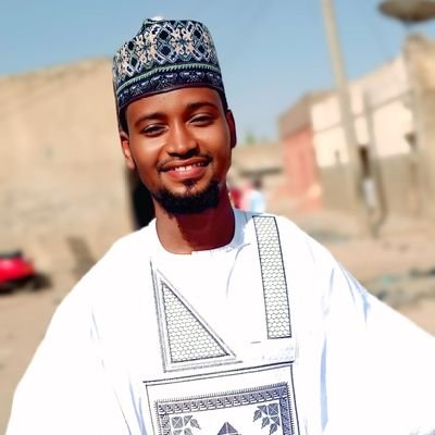 Arewa boy with global tweets. 🌍
I tweet what you're scared to say.
Follow before you regret it. 😏😇