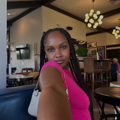 live in the moment 🤍 be better ✨