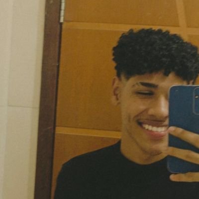 NjksRenan's profile picture. 🤍.🤴🏽.🌤️