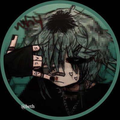 EmybunnyOwO's profile picture. 