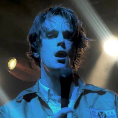 acaesic's profile picture. 16 he / him ✰ idkhow fan since 2021 ^_^ 𝄞