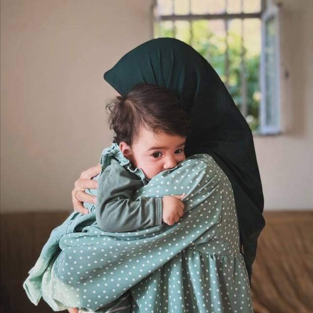 • فــیقَلبـیمَحڪـومِهحُبُڪِحسین🖤 •رزقمادربردننامحسیناست...