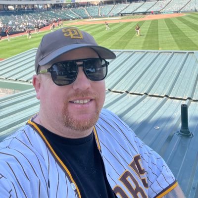 Baseball and football fanatic. Also possibly dead inside because of baseball and football. 🤷♂️ #Padres #Chargers #Warriors