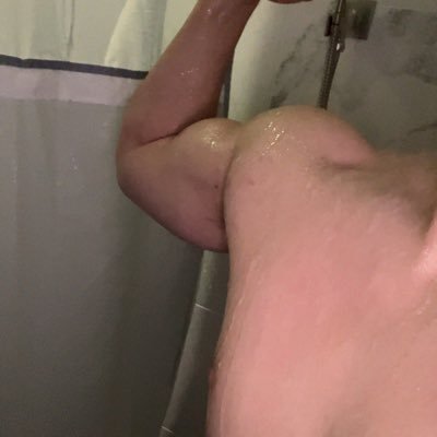 krivo__'s profile picture. 18. mdni. DMs open. 🇵🇷.