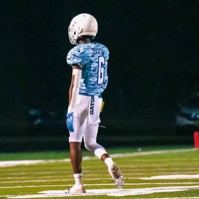 Trenton Summers 6’1 170 ATH 107 Class of 2027 107c 612 yds 11 TDS 31 rec 411 yds 4TDS 4.1 GPA Hunter Kinard Tyler High School najeehkt2024@gmail.com 2018507317