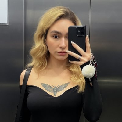 🇧🇷♠️Brazilian baby princess, 19y of sheer desire. Maker of unforgettable scenes. Follow me on my Privacy 🍊 ig: @lillydreamsx