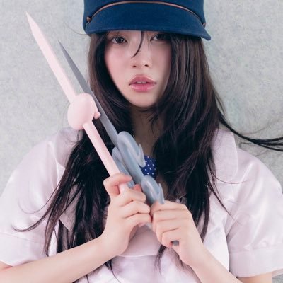 bjblias's profile picture. ⠀ 🪷 ⠀ ˖ ࣪♥︎ ⠀草莓之吻⠀ ⠀ ♫ ⠀⟡₊ ⠀✿