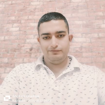 hariom983655's profile picture. 