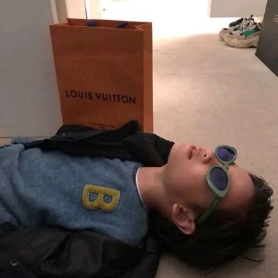 fngjihu692749's profile picture. 