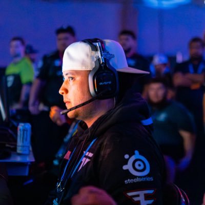 🇻🇳 || @CODLeague challengers player for @CORE3GG || @xpired3x @Snickerr__ ||