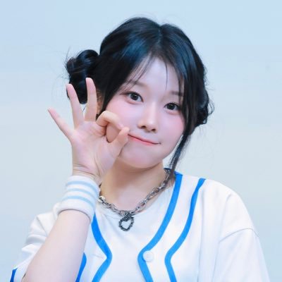 밤하늘에서 가장 빛나는 달 🤍
#세이마이네임 #SAYMYNAME #SMN #도희 #DOHEE #빛나는도희