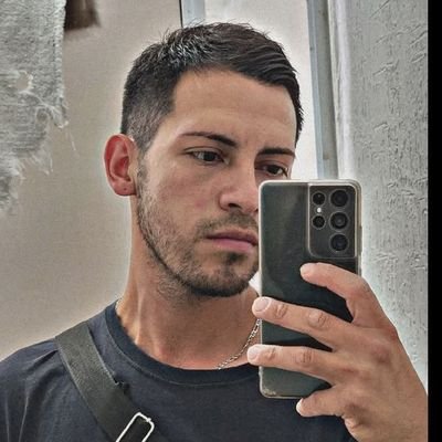 IsraelHB95's profile picture. 