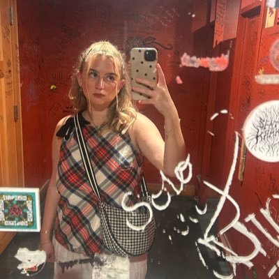 kk3rrybb0wman's profile picture. ☉ ♎︎ ☽ ♉︎ ↑ ♍︎