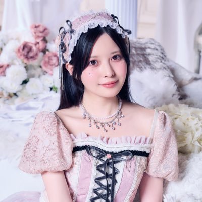 @EDEN_official の水色💎中村里砂プロデュースアイドル/ミス青山2024準GP/167cm/コスメ チェキ▶︎ #ひめにヒメゴト なんでも▶︎ #拝啓ひめ様 ライブ予定はハイライトへ♡