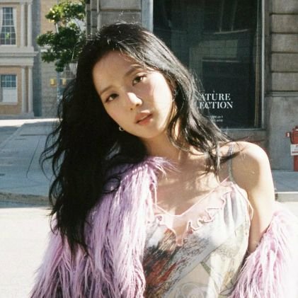 LivLaughLove908's profile picture. 