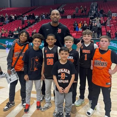 DEKALB HS - UAA ILLINOIS WOLVES BASKETBALL (AAU) 🖤🏀🧡🐺💙