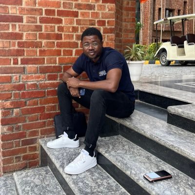 6’2” Man, Food Scientist 🍎! Sports Enthusiast ⚽🏀! Music Lover 🎧! Passionate about Innovation & Growth🤗