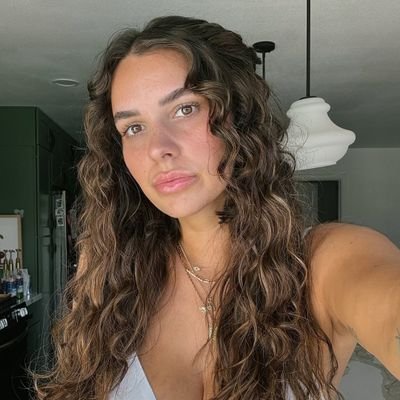 I'm just a lady trying to figure out the best in life. Proud mother of a lovely baby . Republican, MAGA, Trump supporter, Proudly Jewish 🔯🕎 my backup account