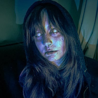 its_ah_nahh's profile picture. hey, it’s Ana. I stream on twitch and post content on instagram & TikTok