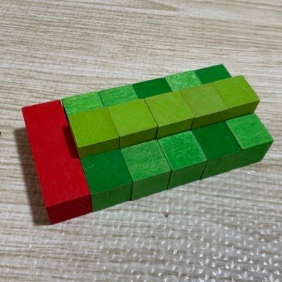 smstbbb's profile picture. 木のおもちゃを細々と集めています◎情報交換できたらなーと思い始めました◎いつでも誰でもタメ口でOKです⭐️ 2サイ👦🏻国旗、数字、文字にハマり中