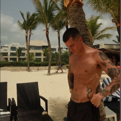 _vitaincerta's profile picture. ⠀⠀⠀ ⠀⠀⠀ ⠀⠀⠀ ⠀⠀⠀ ⠀⠀ ⠀⠀⠀ 𓆩𓆪