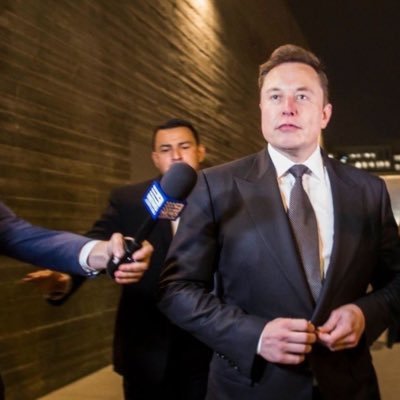 CEO OF TELSLA & SPACE_X FOUNDER OF ELECTRIC ⚡️ TESLA VEHICLES 🚘🇺🇸🌎