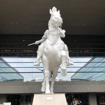 i_am_suzuno's profile picture. ファゴット歴9年目/時々フルート、過去にベースちょろっと/MacBook Proで作曲編曲頑張り中/無言フォロー失礼します //最近マイクラ(&そのコマンドについても)少しずつ始めました、むずいです