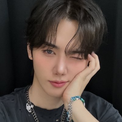 yourkangseok's profile picture. 🎀 — ୧ ‧₊˚ ⭐️ ⋅ ☆ ขอให้คราวิตี้ถูกค้นพบและถูกโอบล้อมด้วยความรักเสมอ 🩷 —— ⁂