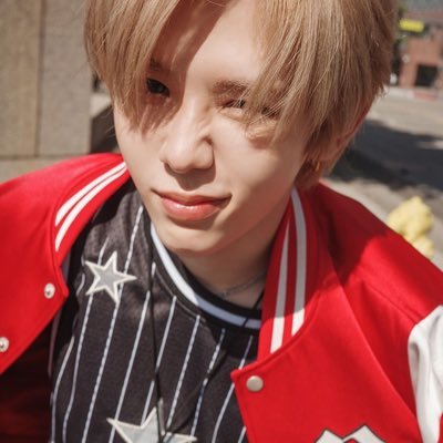 sunwoo883674's profile picture. 