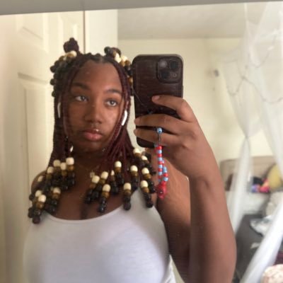 okay_reynaa's profile picture. #1 Nicolandria Stan 🤑