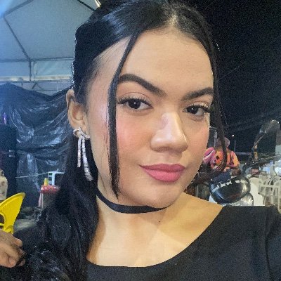 lawrasouz8's profile picture. só falo merda