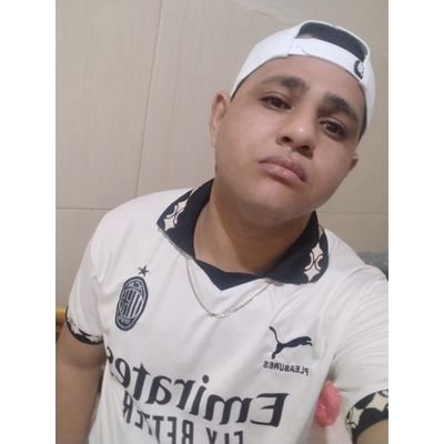 O Fluminense me domina ❤️💚🇧🇬
O Mais Querido 🦇⚪⚫
Forza Milan ⚫🔴