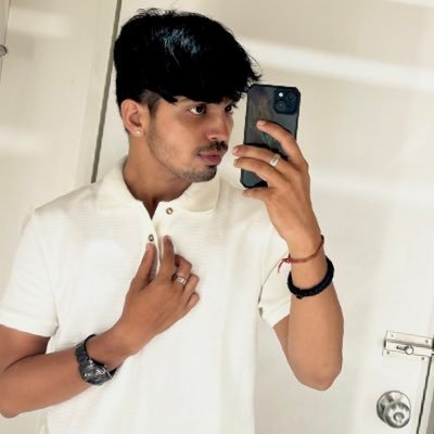 Govi_02's profile picture. Science Mind | Textile Industry Enthusiast | Digital Marketer | Business x Branding x Marketing-Obsessed | AI Curious | Tech Driven | Future Entrepreneur