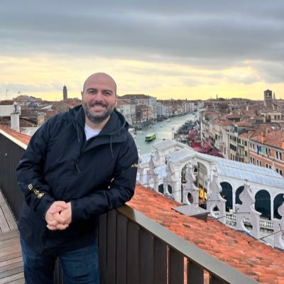 ozturkalaattin's profile picture. SeNDeKiMSİNÇıKDıŞaRI!!!