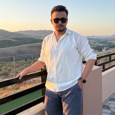 LababnehOsama's profile picture. 5th-Year Pharmacy student || HU💊🧑‍⚕️ …………30/4/01🎂