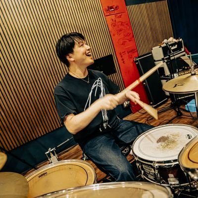 kkmkm01781's profile picture. 趣味でドラムを習ってます。
普段は仕事してます。
無言フォロー失礼します。