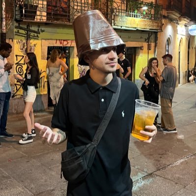 el coche no corre, guapete babilónico soy mas charro que el hornazo y la clara