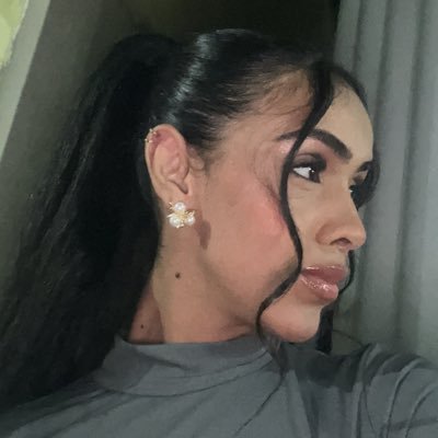 camilaaroch's profile picture. constantemente instável