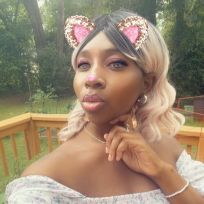 crazykeys09's profile picture. I'm a 35 years old pastry graduate student I love to read, bake and sketch and I love anime 😁 ❤️❤️💖 and and I have my own bakery business