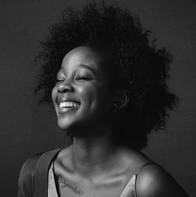 We're all born to shine ☀️😍😊 parody account - SA born 🇿🇦 main account @ThusoMbedu