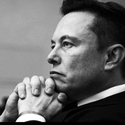 | Spacex • CEO & CTO
🚔| Tesla • CEO and Product architect
🚄| Hyperloop • Founder
🧩| OpenAI • Co-founder
