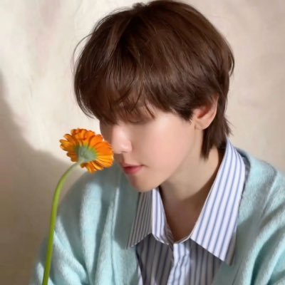 luvdreamer1215's profile picture. 