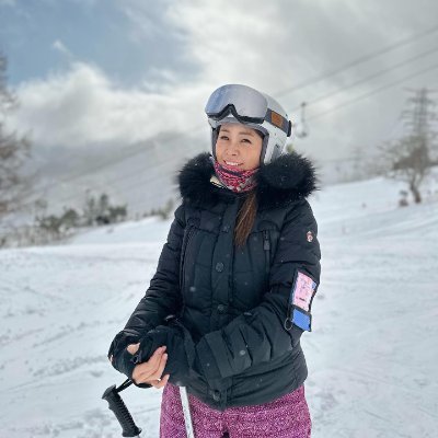 vrsvr52484378's profile picture. 