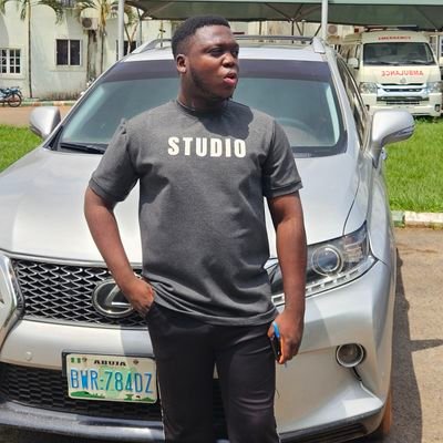 TweetsOfSamitez's profile picture. Pharmacist 💊 Just a Chill guy.
Anything related to Pharmacy, Music, football and Real Madrid, I might have an opinion.