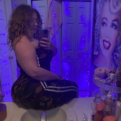 Dm for me let’s have fun ;)💦 Chicago meets 🚗 cashapp 😋