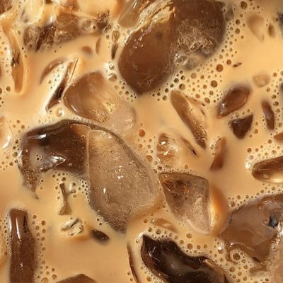 biryudumlatteko's profile picture. kara geceler üzerime titreyen